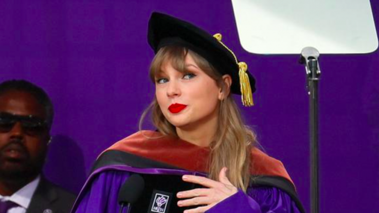 El emotivo discurso de Taylor Swift tras recibir su doctorado en Bellas Artes